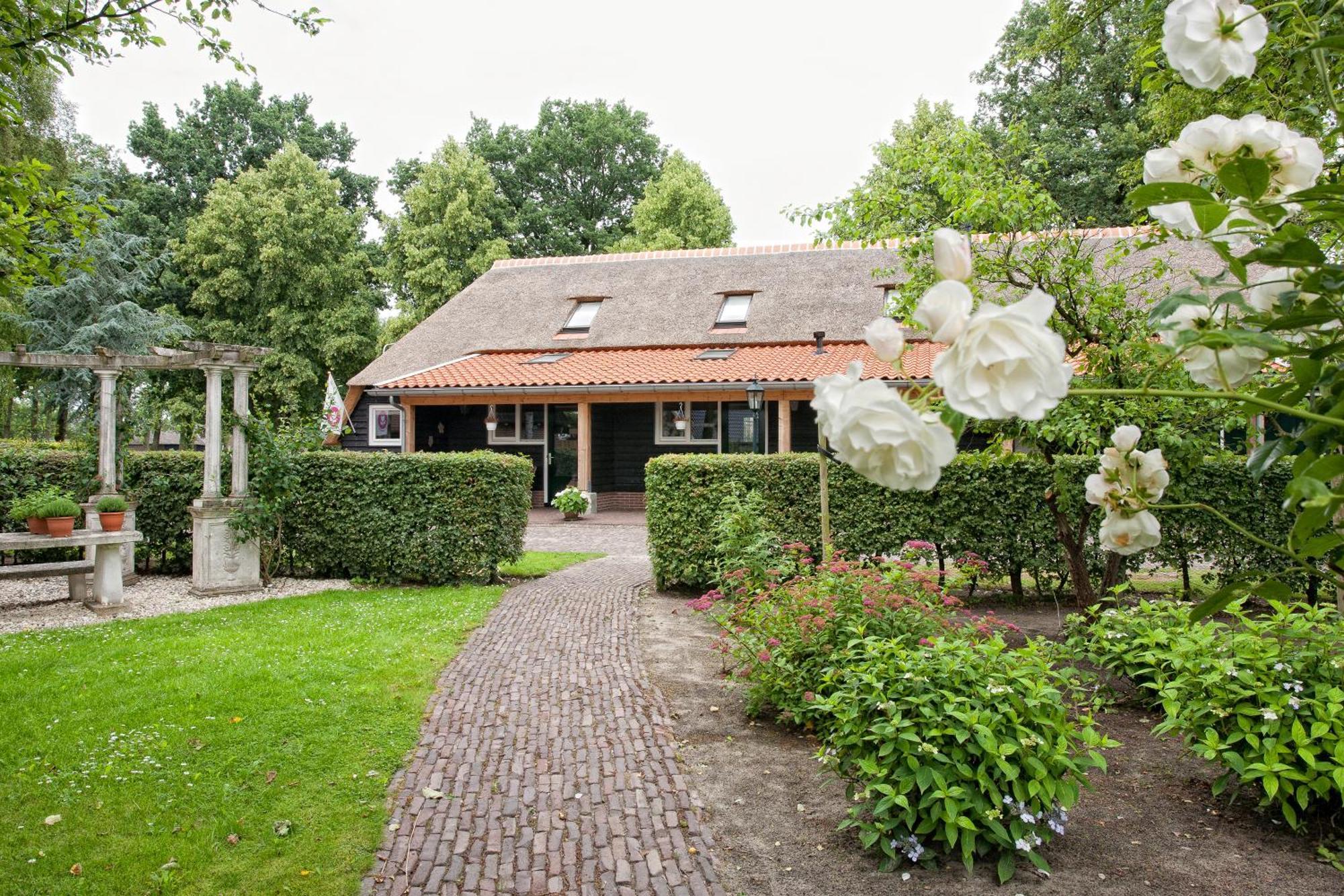 Rheezerstee Bed & Breakfast Екстериор снимка